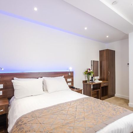 אילפורד Signature Hotel London מראה חיצוני תמונה