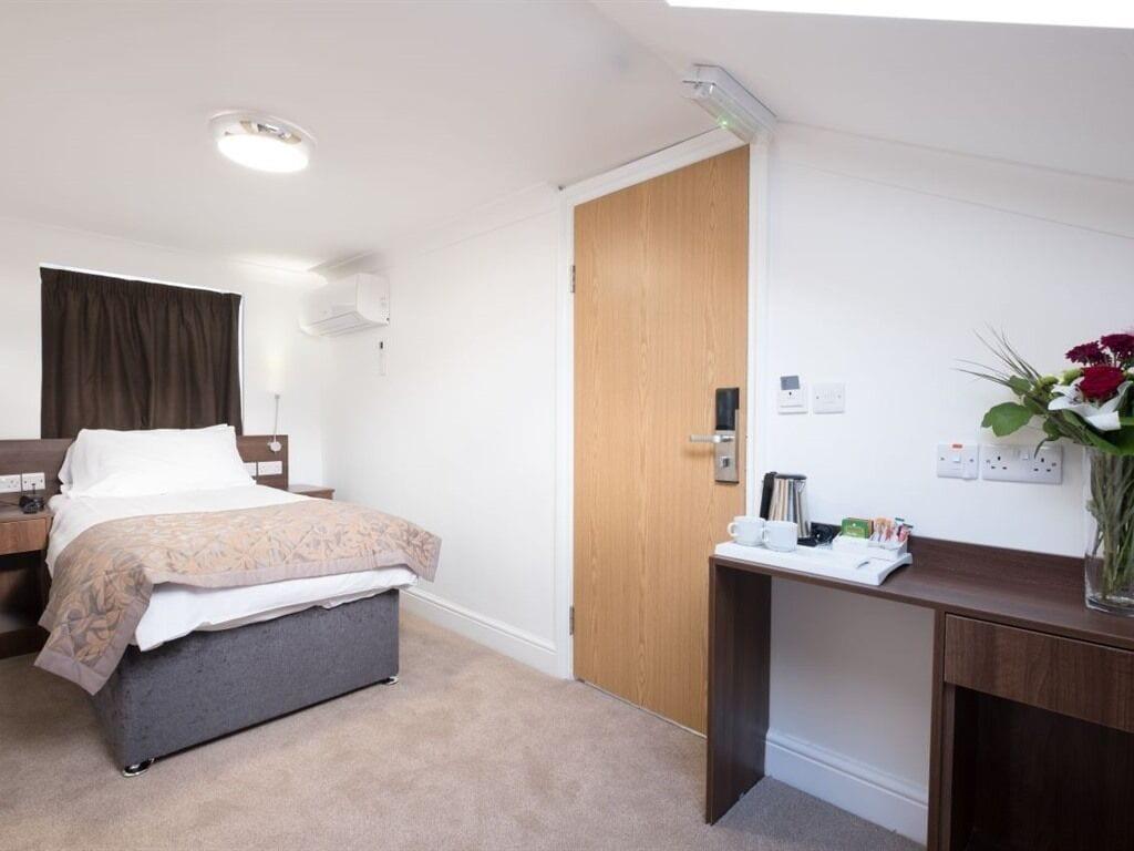 אילפורד Signature Hotel London מראה חיצוני תמונה