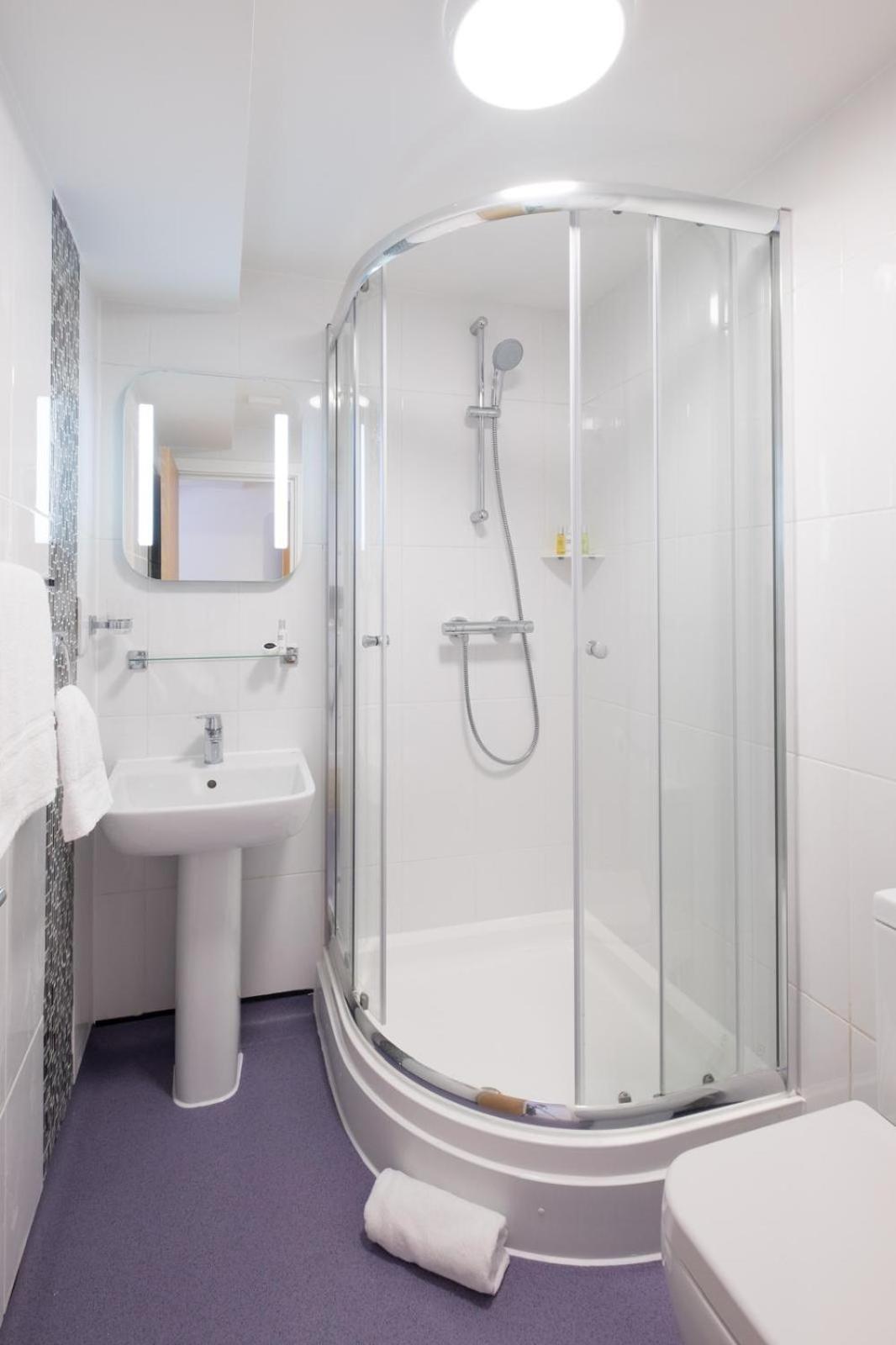 אילפורד Signature Hotel London מראה חיצוני תמונה