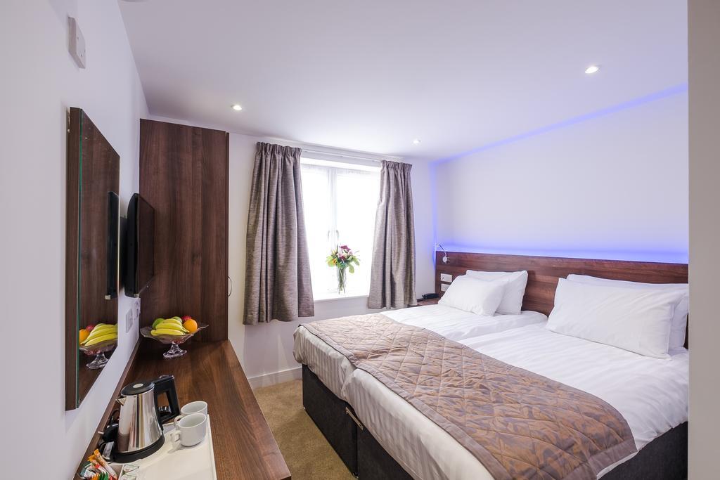 אילפורד Signature Hotel London מראה חיצוני תמונה